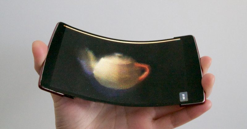 Holoflex is the First Holographic Flexible Smartphone